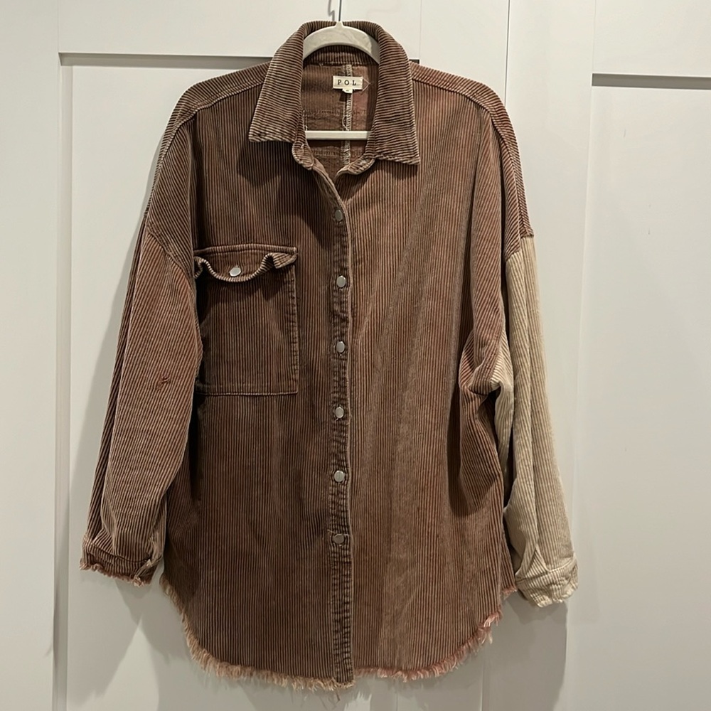 Boutique POL Distressed Shacket